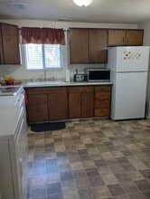 Building Photo - 542 600 W