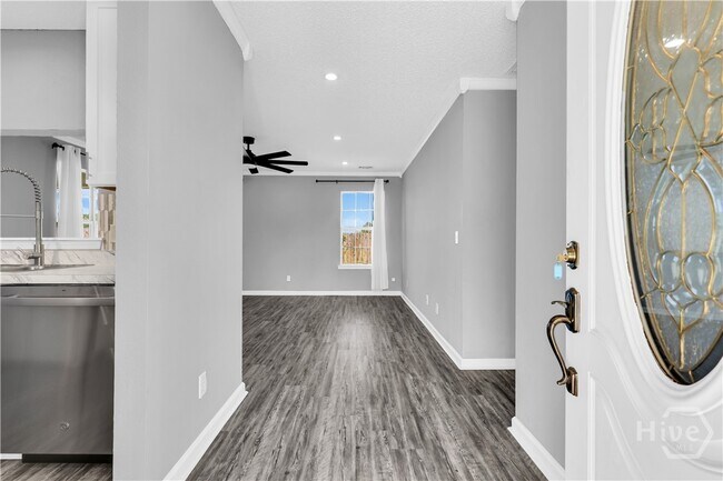 Building Photo - 39 Cordage Cir