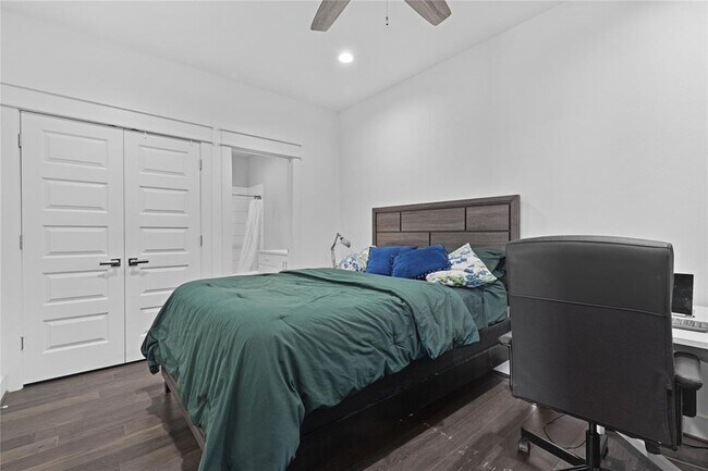 Foto del edificio - 3306 Cline St