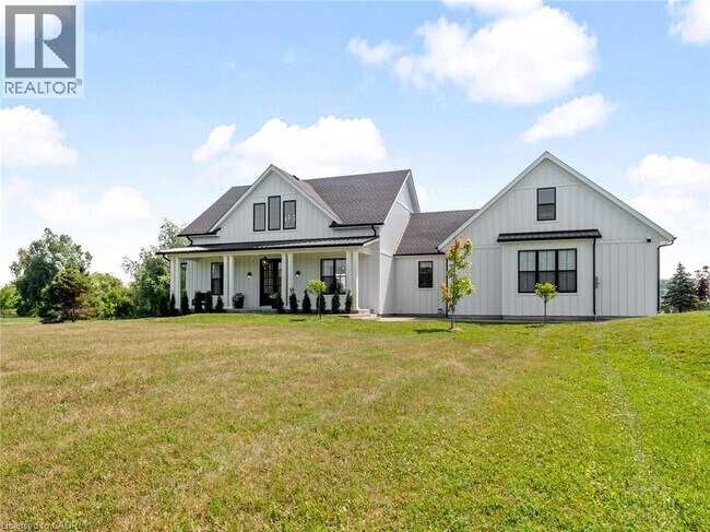 Building Photo - 51075 Deeks Rd S