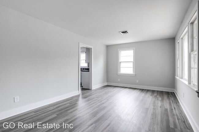 Foto del edificio - 3 br, 1 bath House - 3807 Thompson St