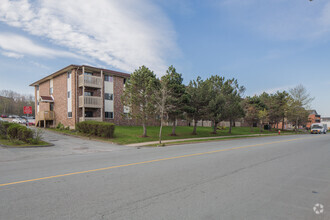 Building Photo - 25 Highfield Park Dr