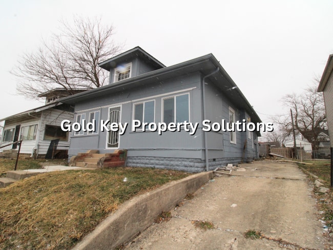 Building Photo - Large 2 BR 1 BA House Near Downtown Anderson (NO SECTION 8)