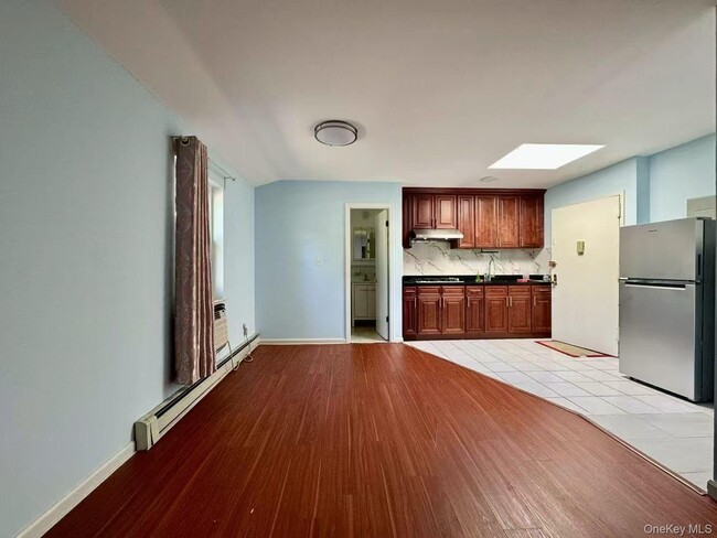 Building Photo - 61-09 167th St