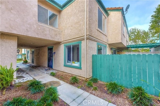 Building Photo - 9412 Shadowood Dr