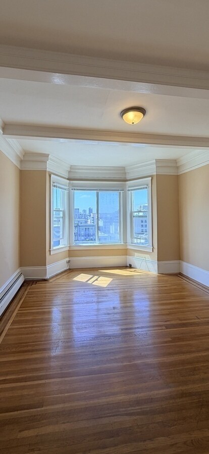 Foto del edificio - 1655 Sacramento St
