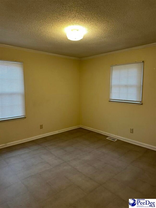 Building Photo - 713 Georgetown St