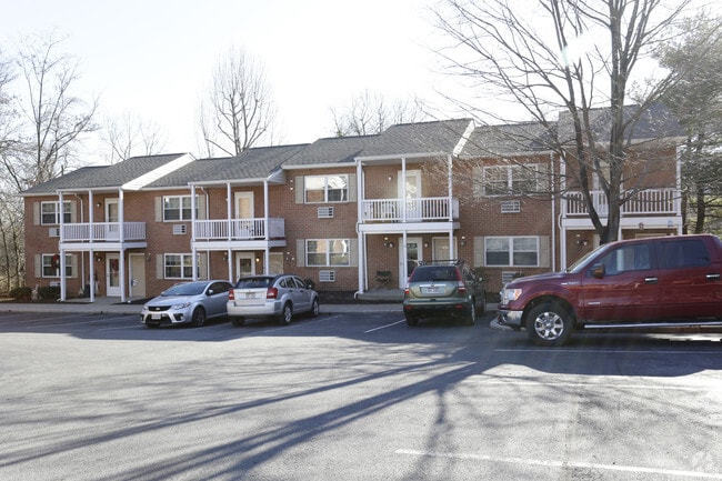 Building Photo - Potomac Terrace
