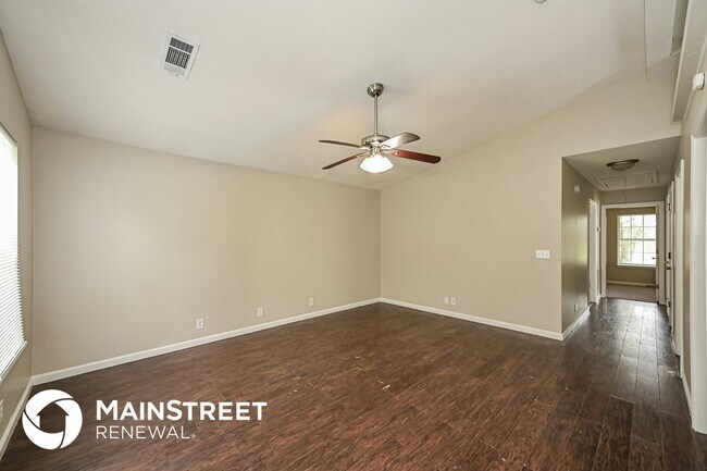 Foto del edificio - 4205 Laurenwood Dr