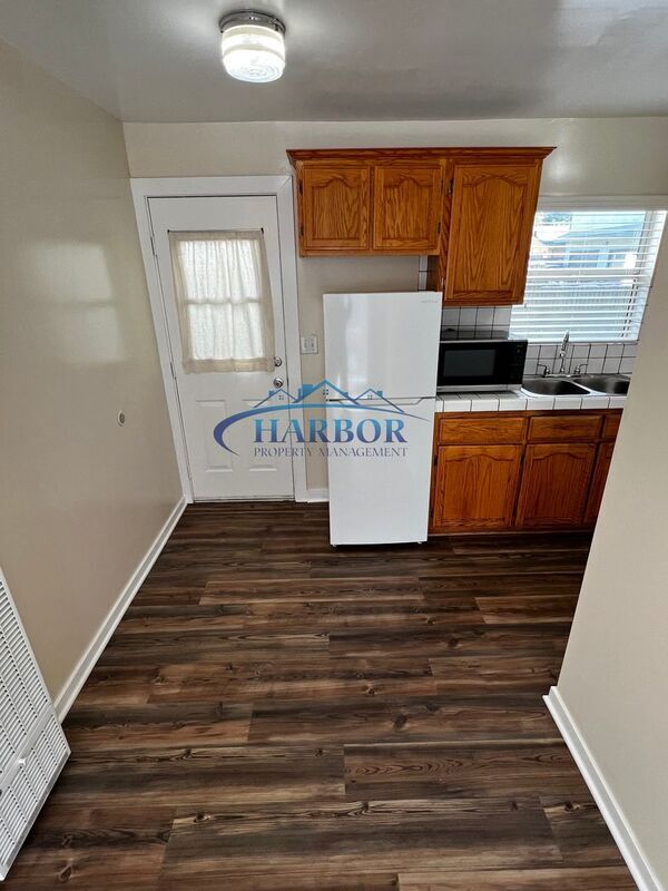 Foto del edificio - 1504 Madrid Ave