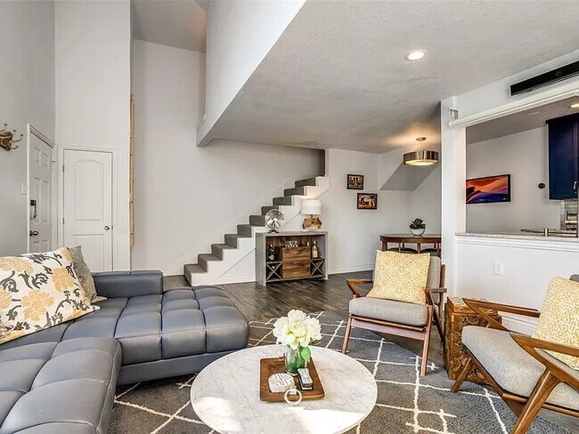 Foto del edificio - 2949 Shelby Ave