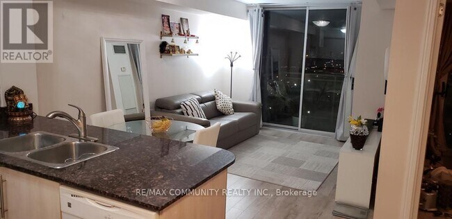 Building Photo - 8 Rosebank Dr