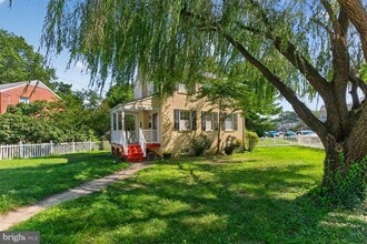 Building Photo - 4736 Wilson Blvd