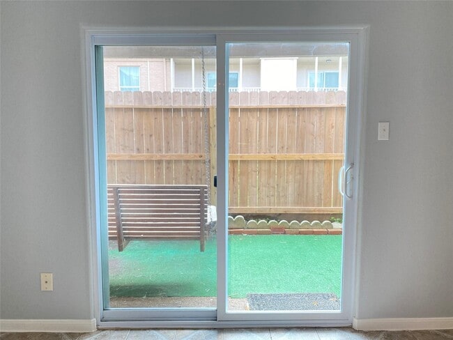 Building Photo - 215 Postoffice St