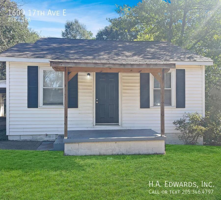 Foto principal - 1609 17th Ave E