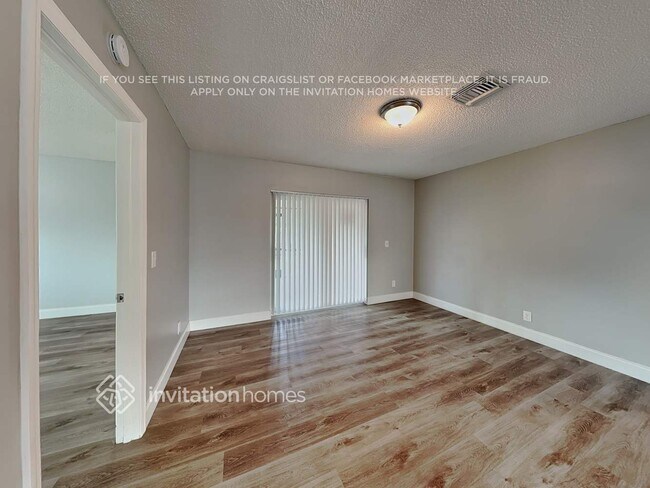 Foto del edificio - 2504 NW 98th Ln