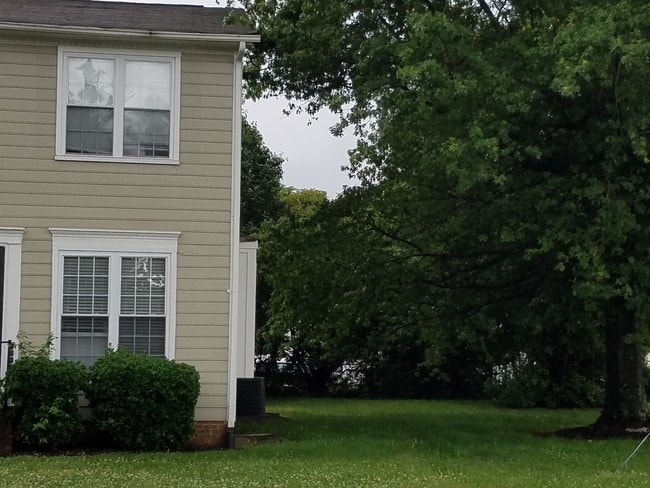Building Photo - Hayti Lane
