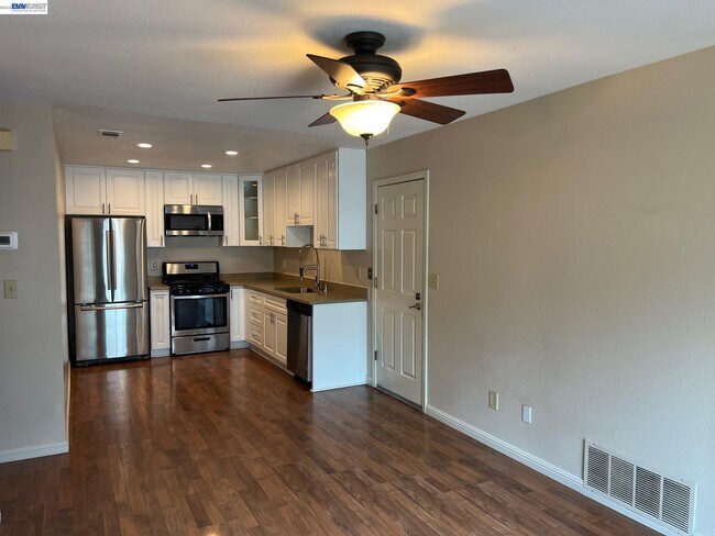 Foto del edificio - 4117 Bristlecone Way