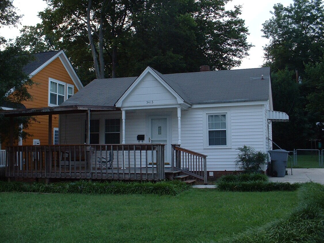 Charming house with cozy front porch - 3413 Ritch Avenue