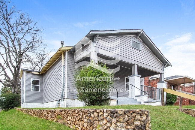 Building Photo - 5520 Court H