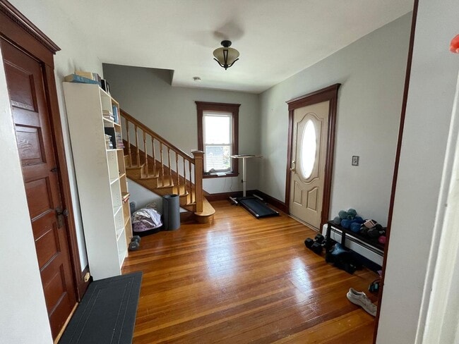 Photo - Spacious Family Home Unit