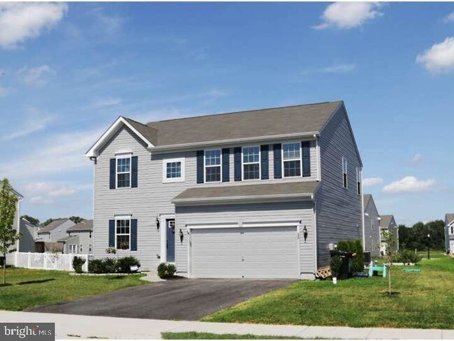 Building Photo - 32 Loganberry Terrace