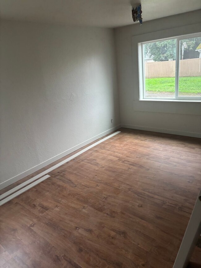 Foto del edificio - 148-150 Gregory Dr