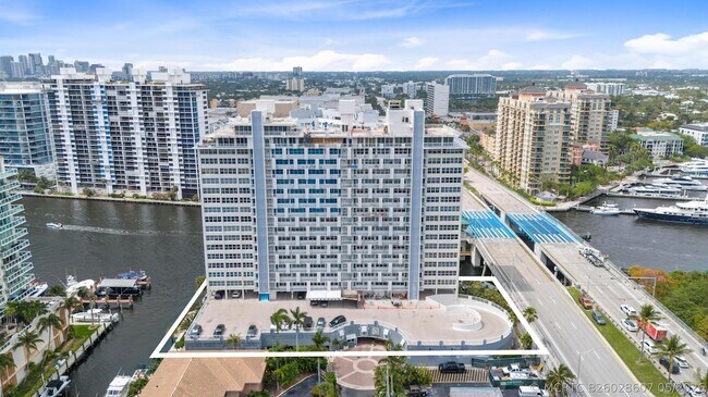 Foto del edificio - 2800 E Sunrise Blvd