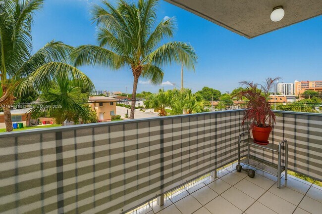 Foto del edificio - 140 NW 14th Ave