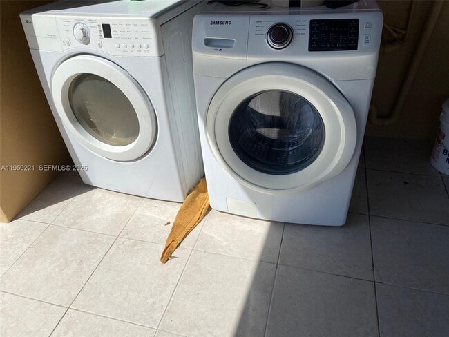 Foto del edificio - 141 SW 33rd Ave