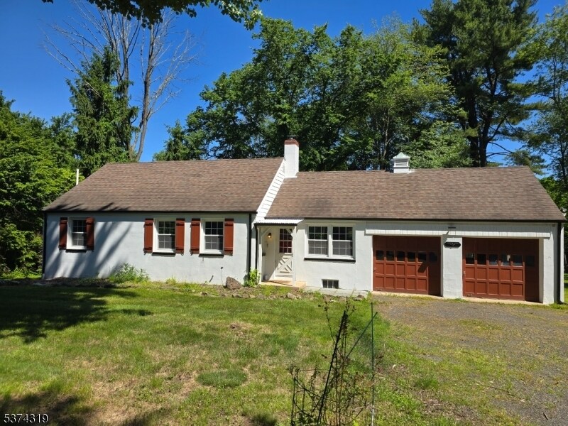 Foto principal - 3462 Valley Rd