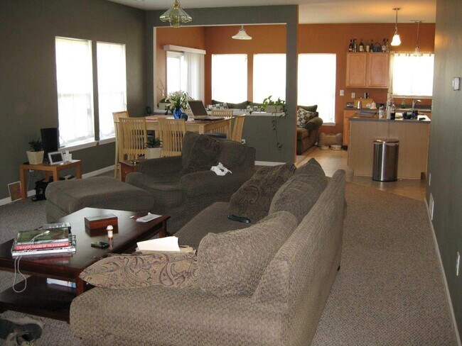 Foto del edificio - 3 bedroom, 2.5 bath Home: The Highlands