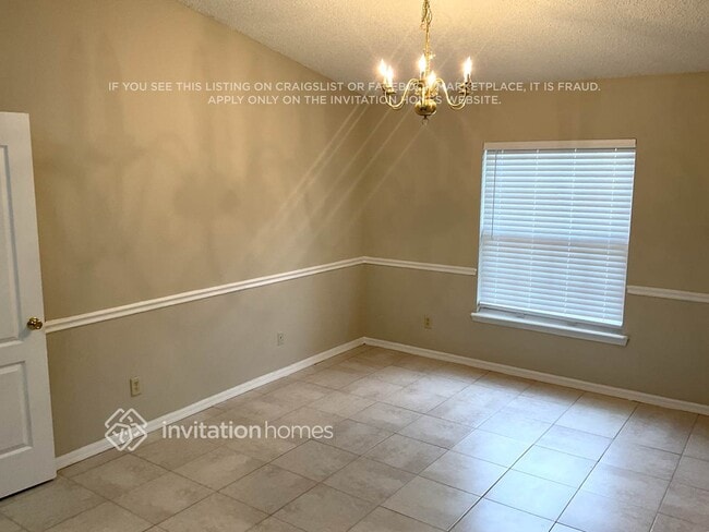 Foto del edificio - 1656 Glen Laurel Dr