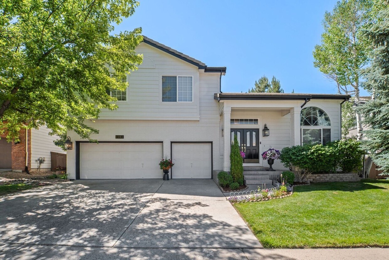 Foto principal - Spacious 5BR House in Highlands Ranch