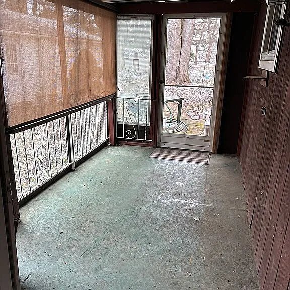 Foto del edificio - 15235 Ackerson Dr