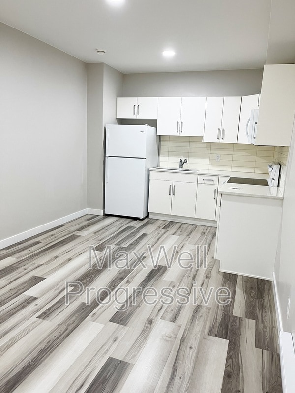 Building Photo - 7706 Koruluk Ln SW