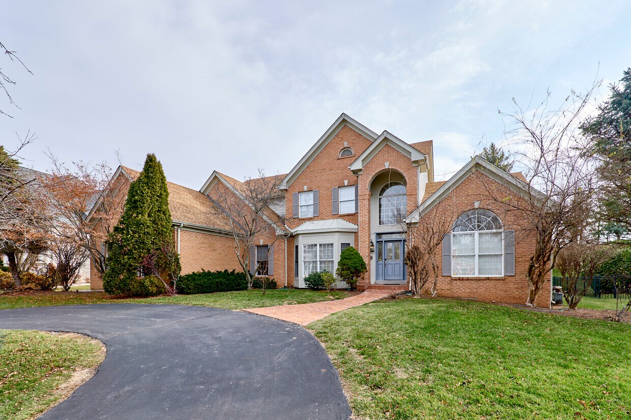 14228 Manderleigh Woods Dr, Chesterfield, MO 63017 House Rental in