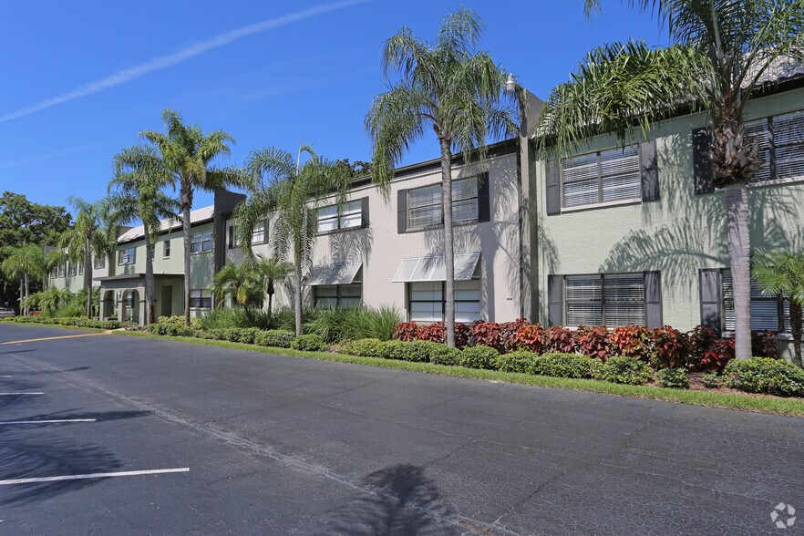 Twenty35 Safety Harbor Apartments Rentals Safety Harbor, FL