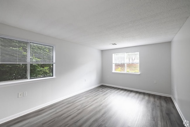 Building Photo - 401 Talcottville Rd