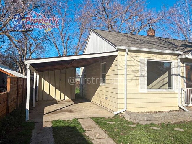 Building Photo - 421 N Archer St