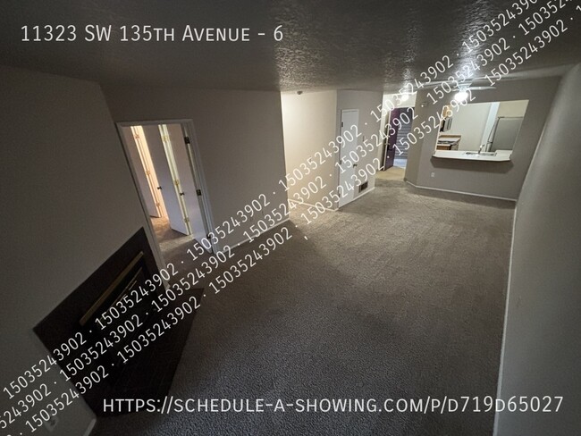 Building Photo - 11323 SW 135th Ave