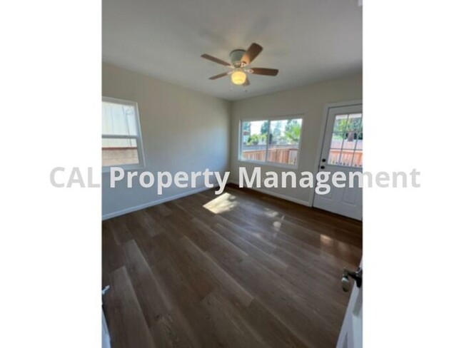 Building Photo - Burbank House for Rent in Great Location!
