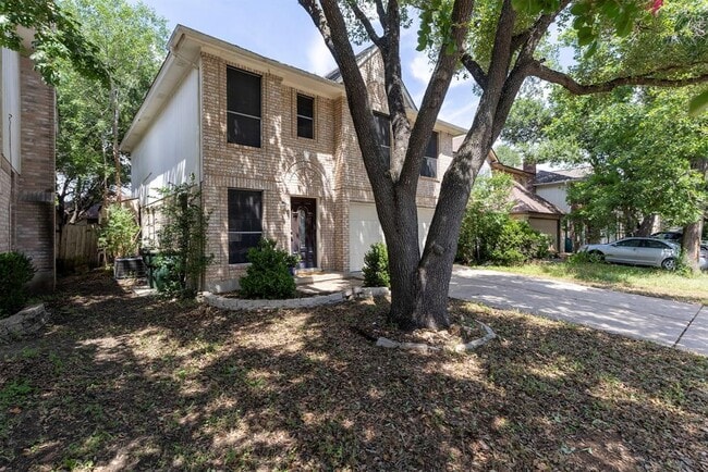 Building Photo - 13313 Black Canyon Dr
