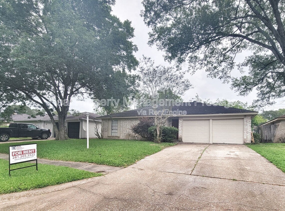 Foto principal - 16311 Tibet Rd