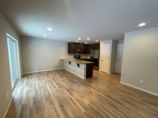 Foto del edificio - Gorgeous 4 Bed 3 Bath Home Built in 2019!