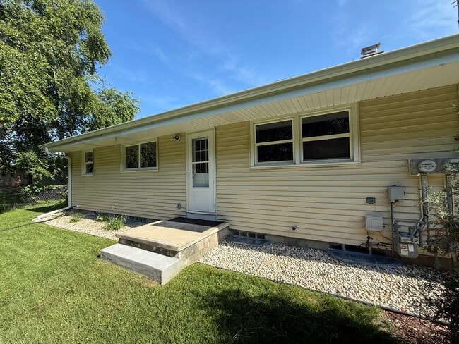Back of Property - 211 E Paradise Dr