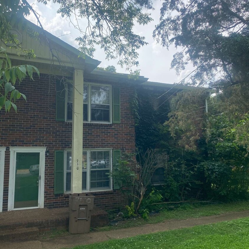 Photo - 750 Holder Dr (Nashville, TN)