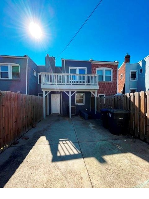 Foto principal - 1260 Penn St NE
