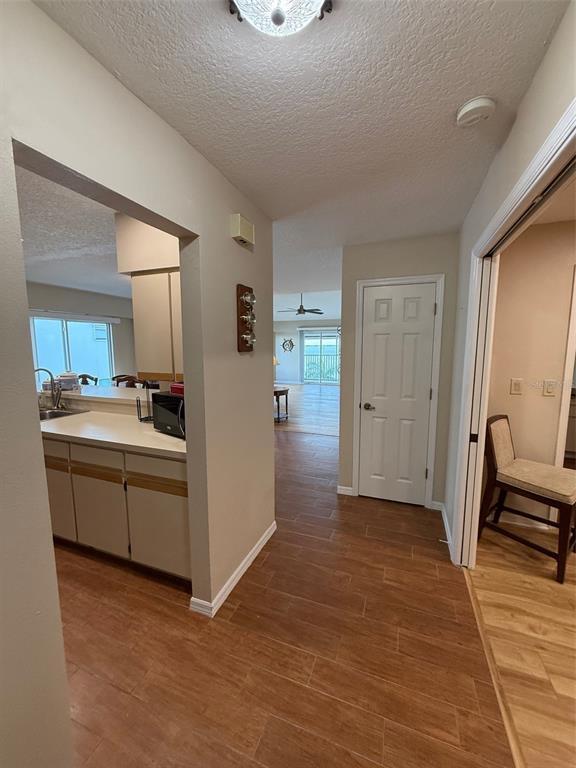 Foto del edificio - 1477 Park Beach Cir