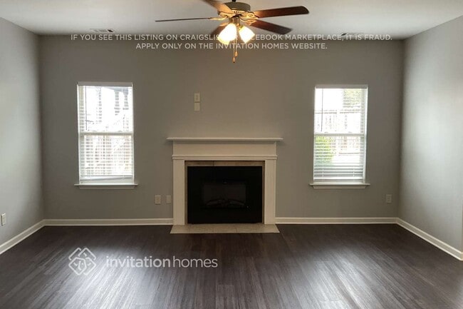 Foto del edificio - 4035 Whitfield Oak Way NE